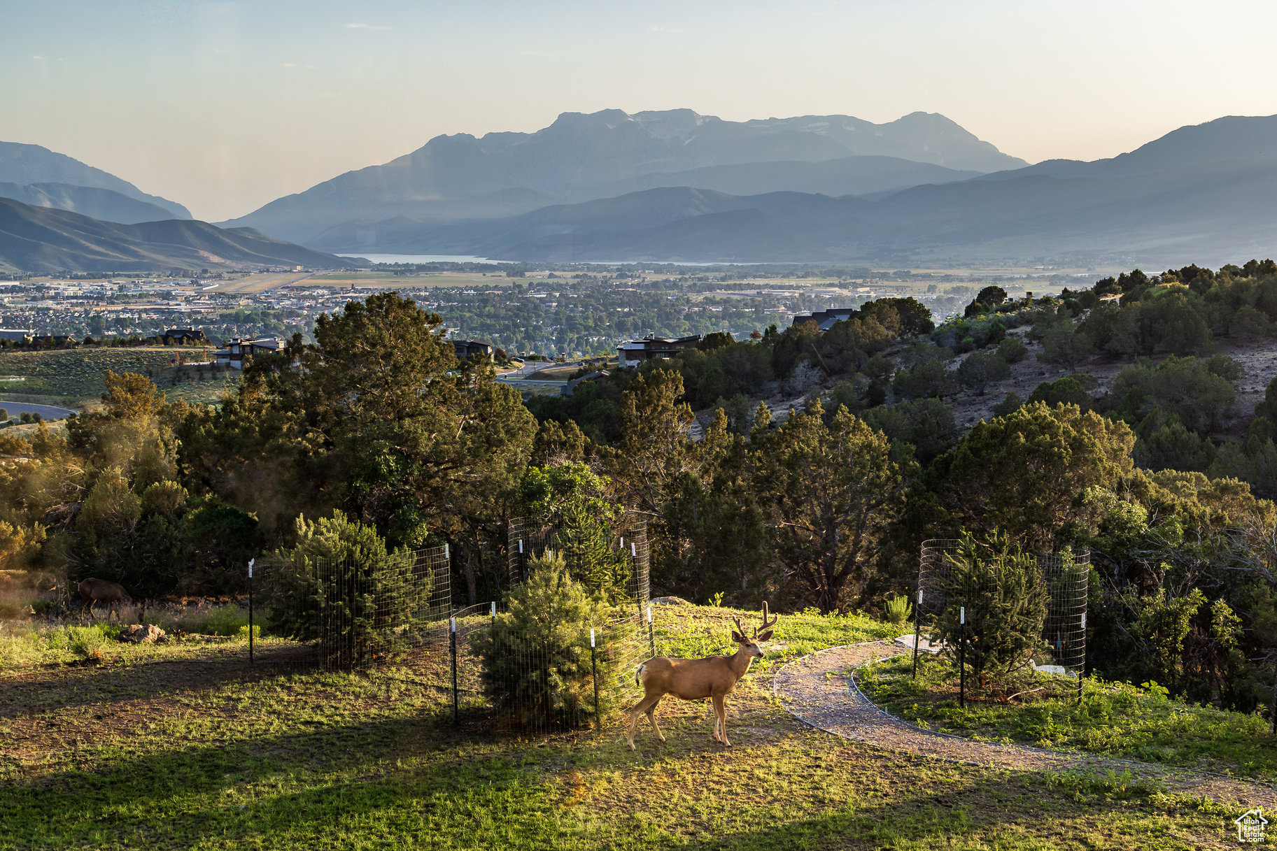 RED LEDGES - Residential