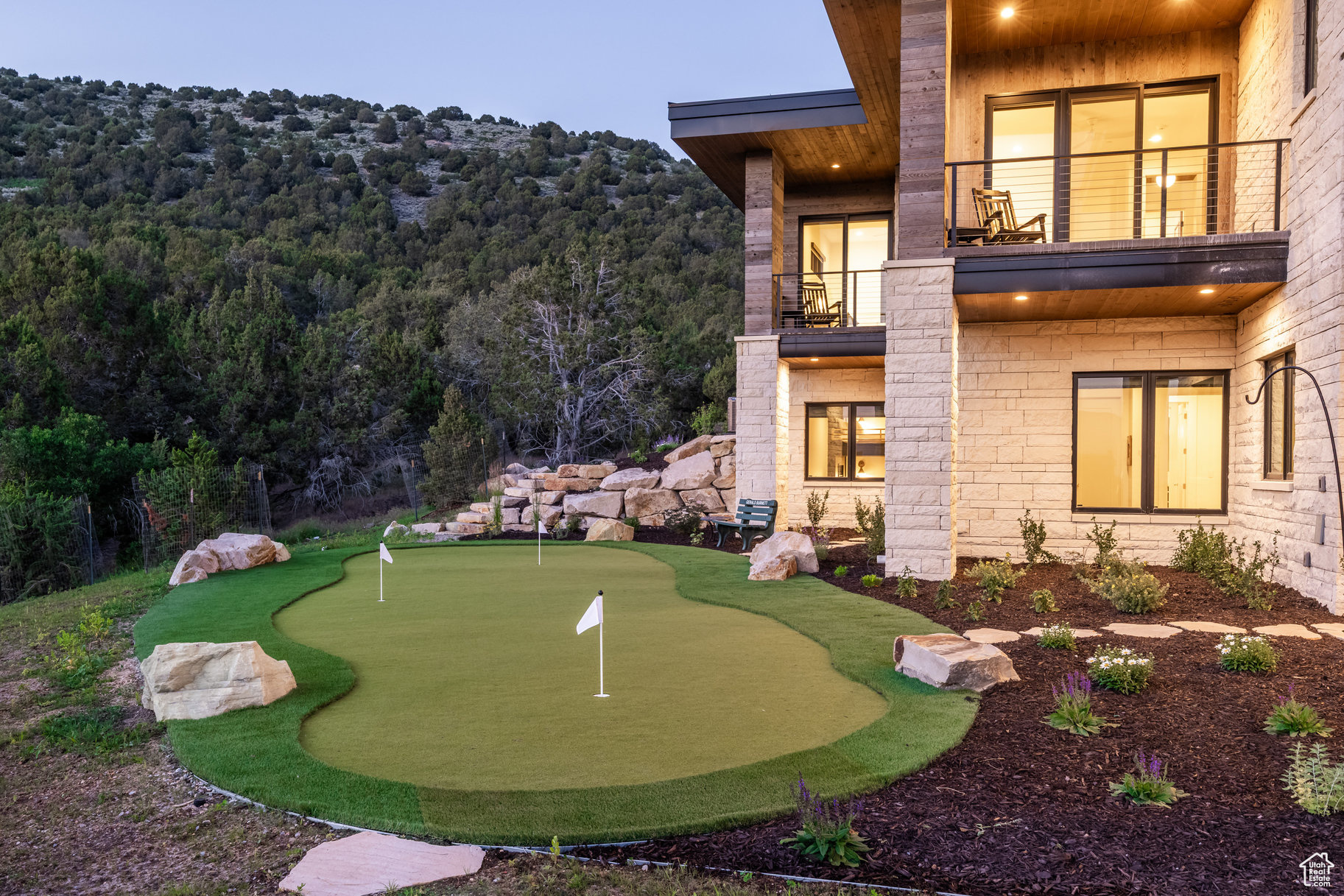 RED LEDGES - Residential