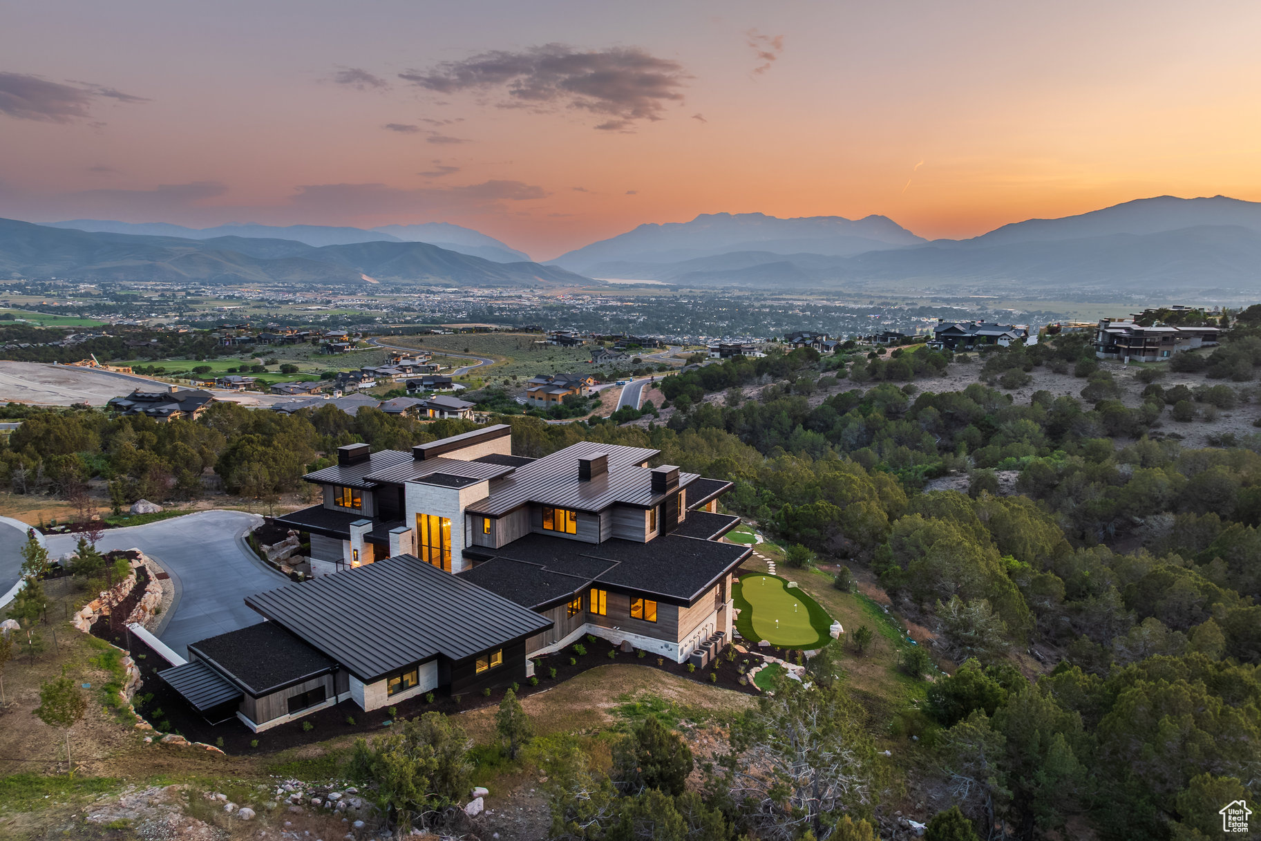 RED LEDGES - Residential