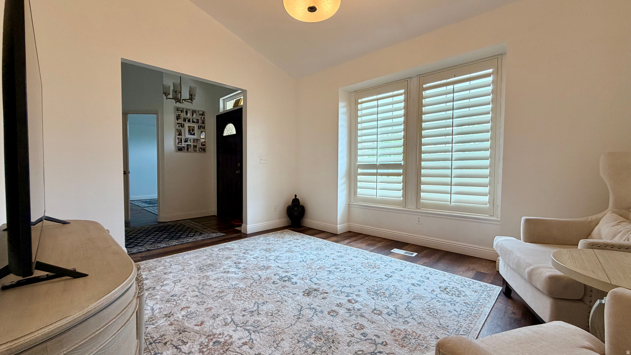 WHITE CITY - Residential