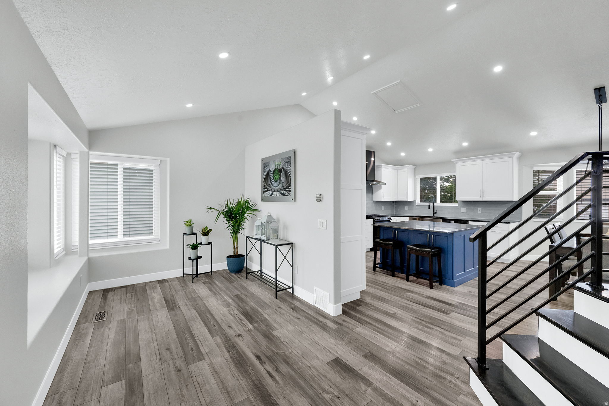 VICTORS POND - Residential