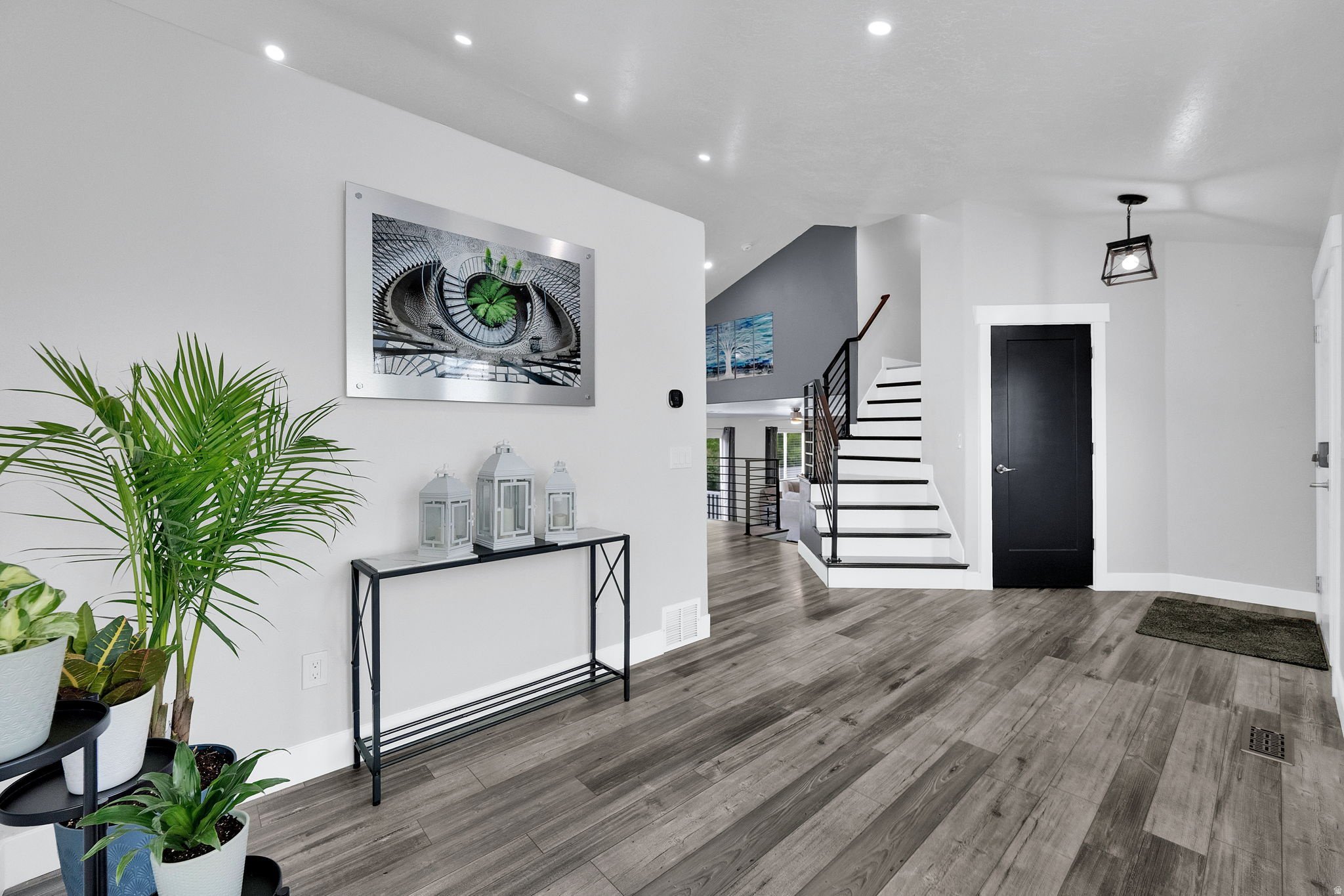 VICTORS POND - Residential