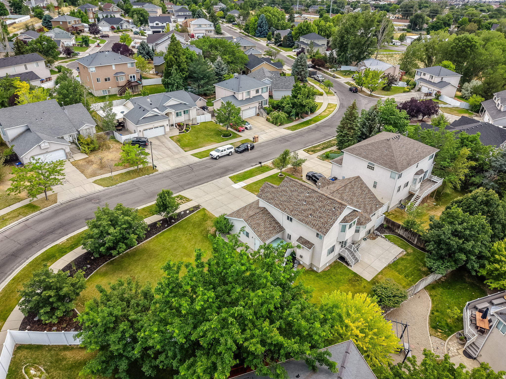 VICTORS POND - Residential