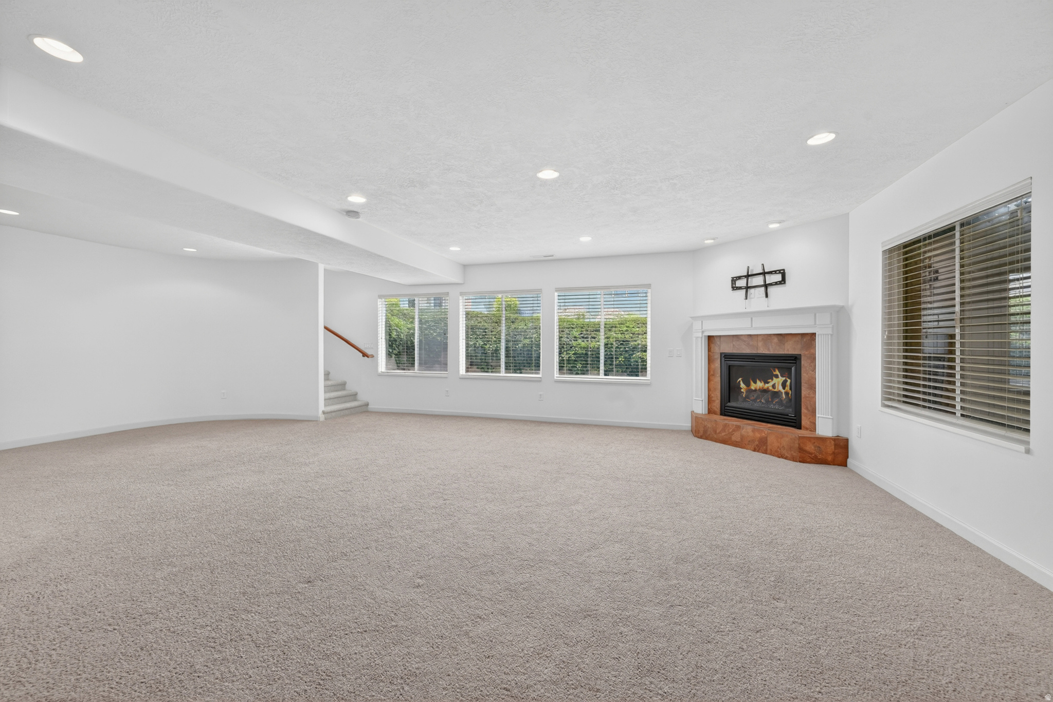REUNION ORCHARD - Residential