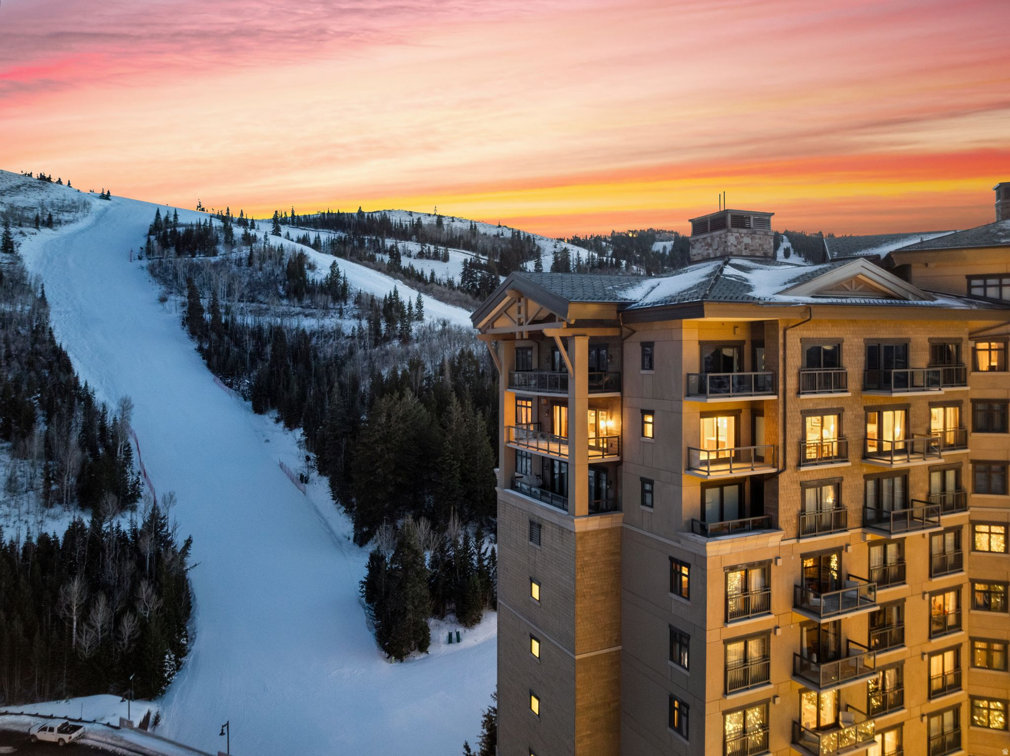 ST. REGIS - Residential