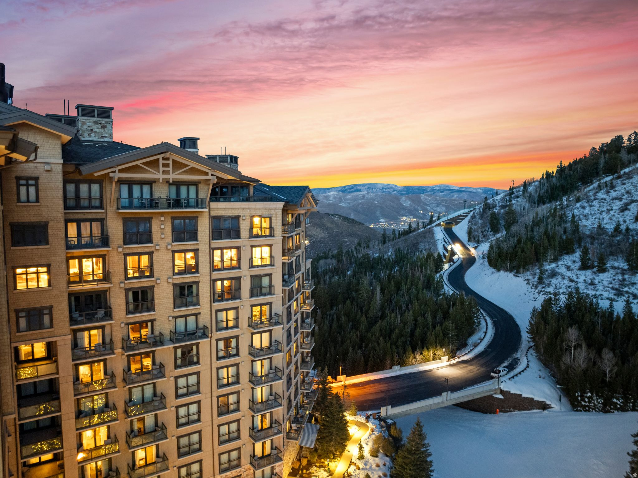 ST. REGIS - Residential