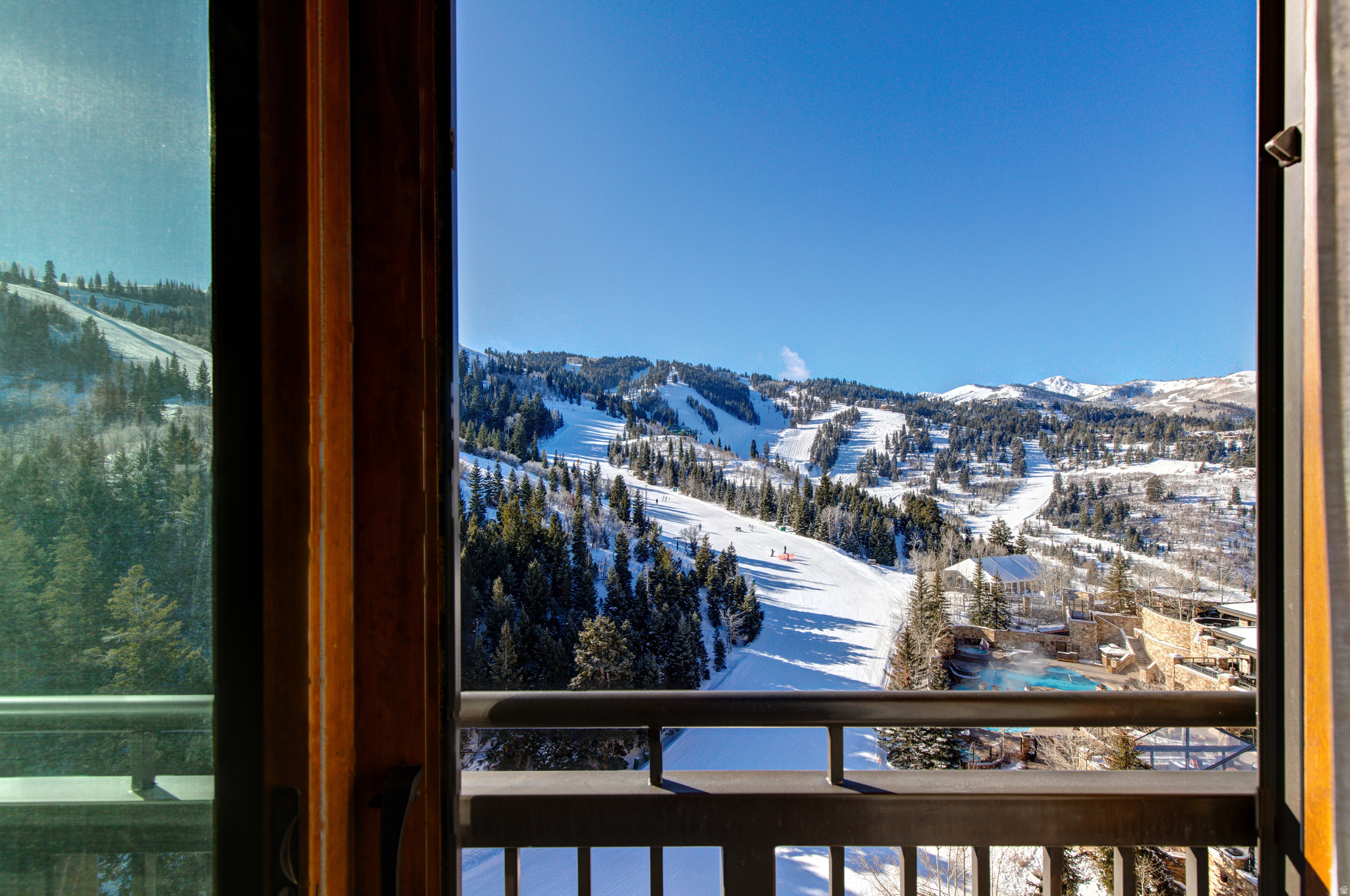 ST. REGIS - Residential