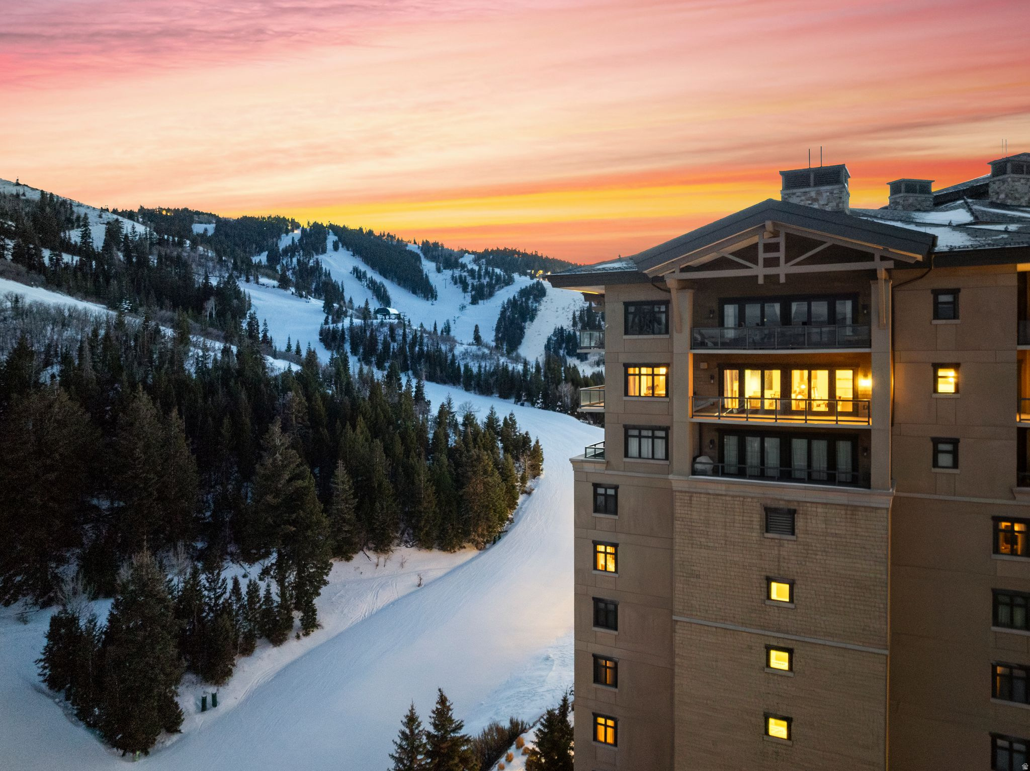 ST. REGIS - Residential
