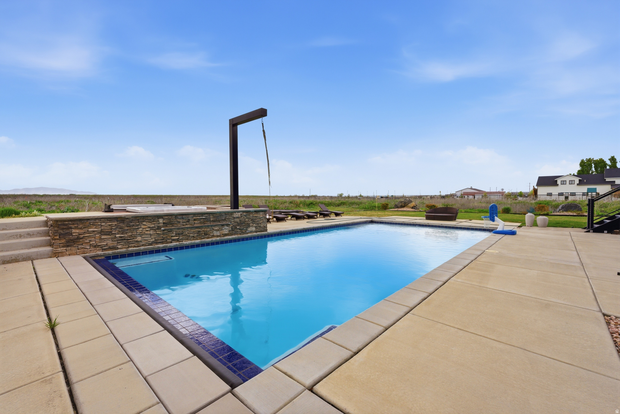 FARMINGTON RANCHES 8 - Residential
