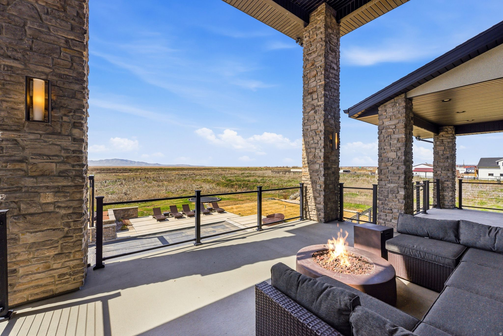 FARMINGTON RANCHES 8 - Residential