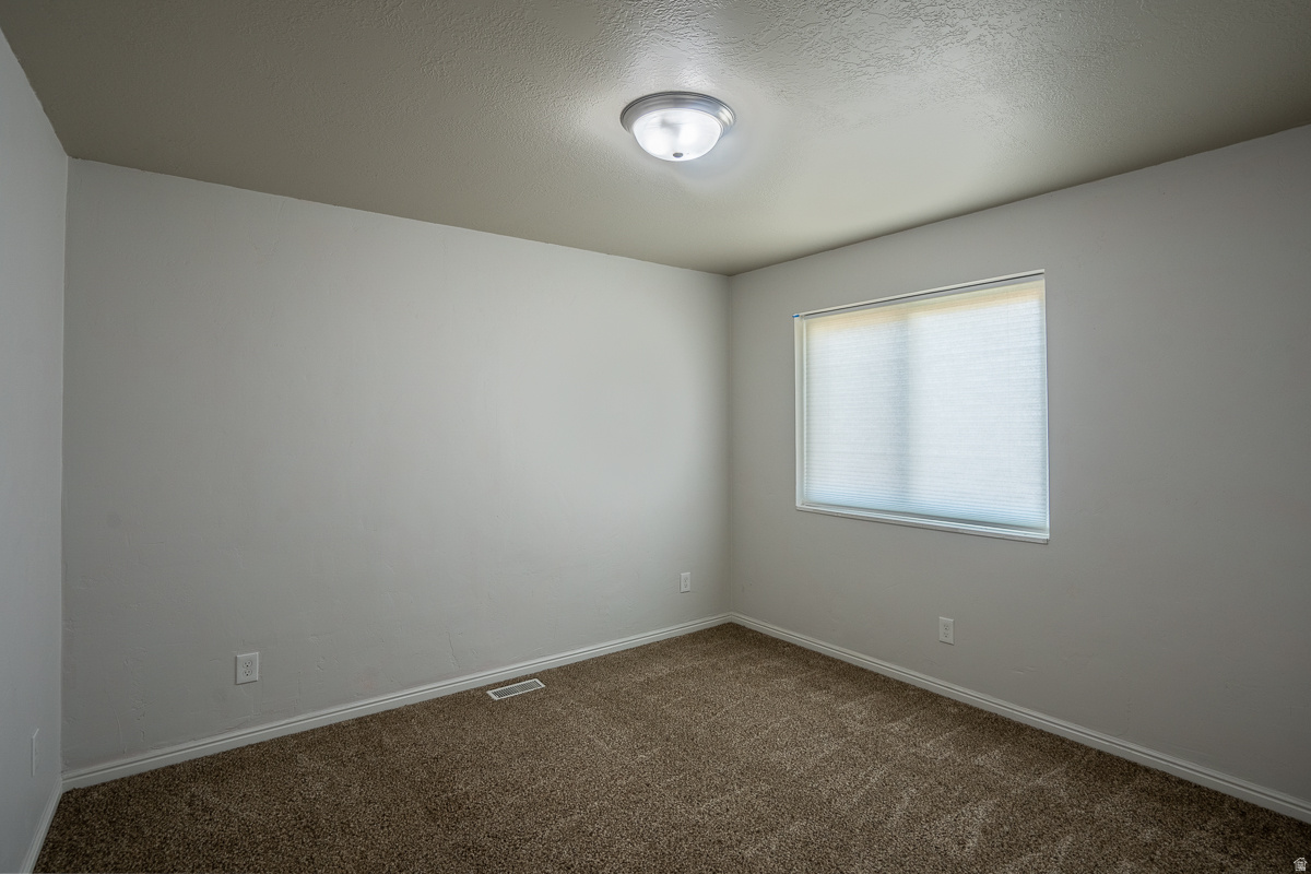 LYNNBROOK - Residential
