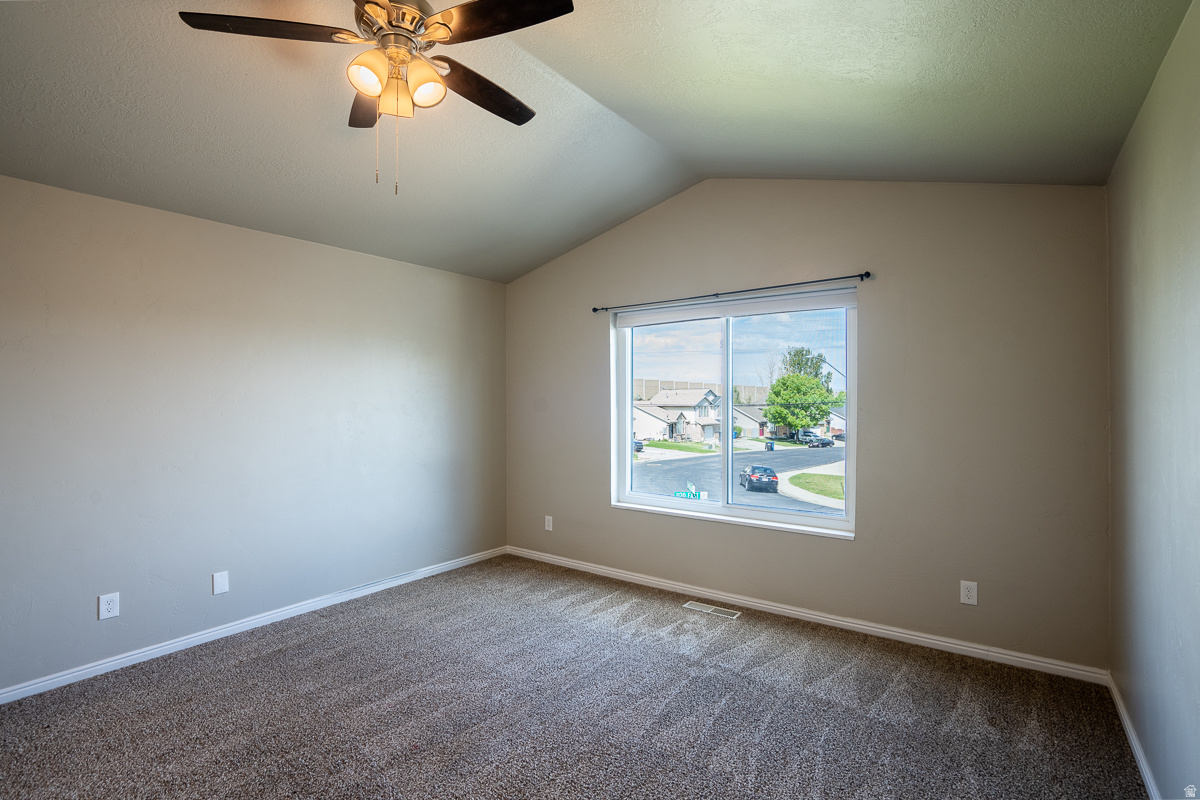 LYNNBROOK - Residential