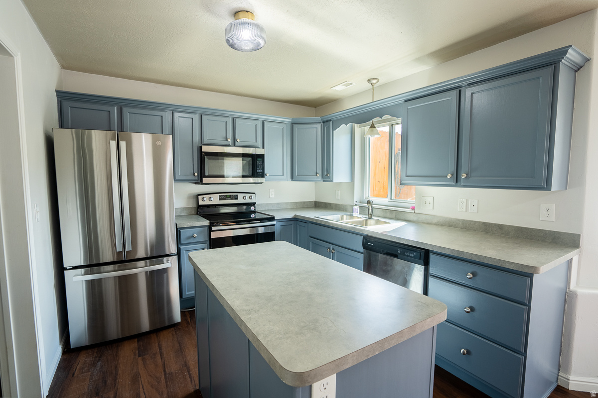 LYNNBROOK - Residential