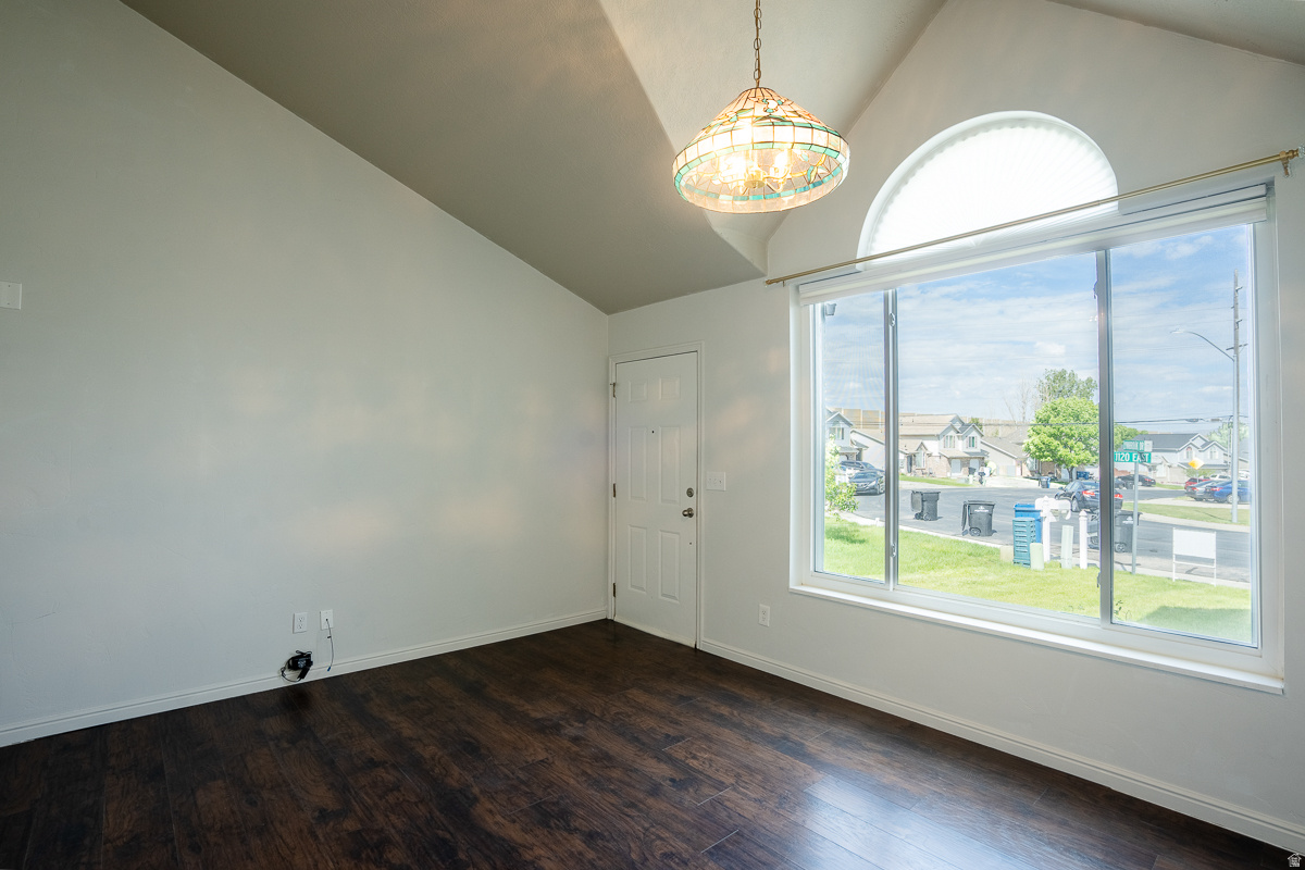 LYNNBROOK - Residential