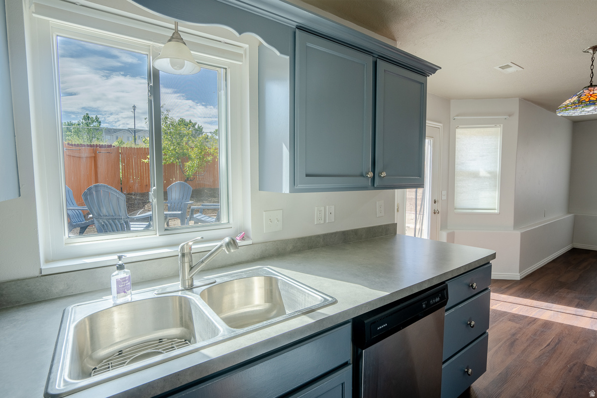 LYNNBROOK - Residential