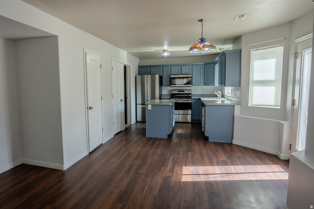 LYNNBROOK - Residential