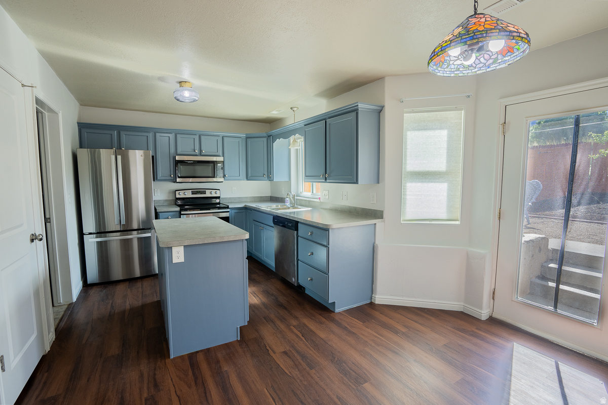 LYNNBROOK - Residential