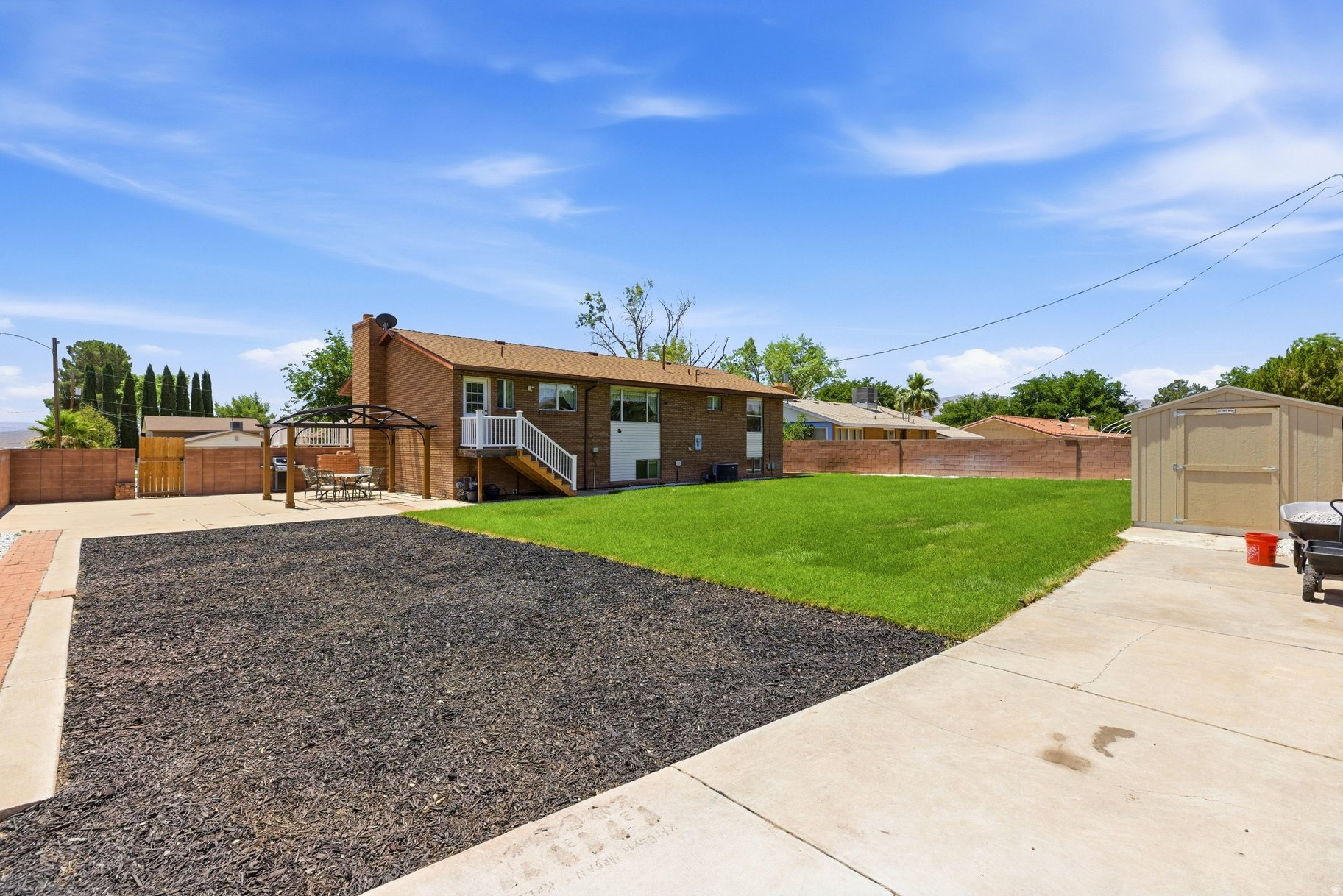 SANTA CLARA HGTS - Residential