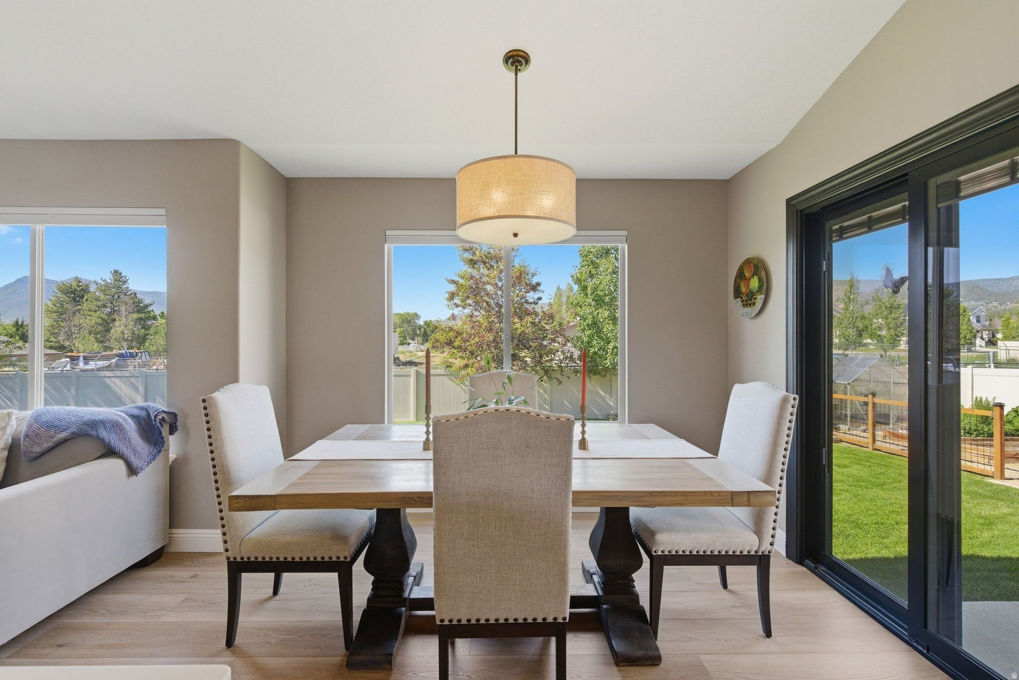 BROADHEAD ESTATES - Residential