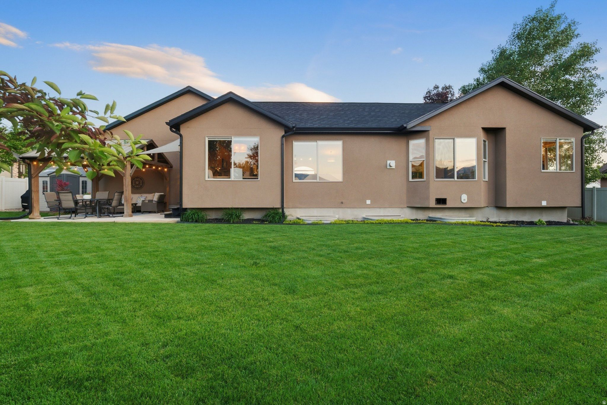 BROADHEAD ESTATES - Residential