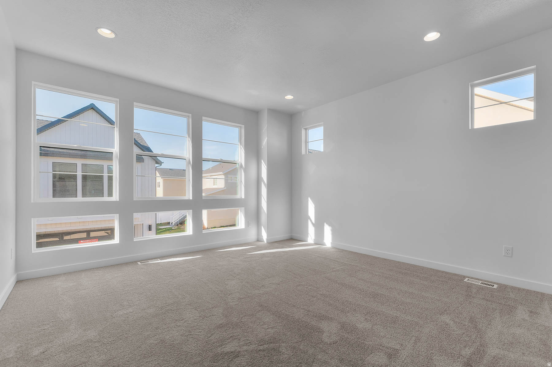 BROADVIEW SHORES COTTAGES 807 - Residential