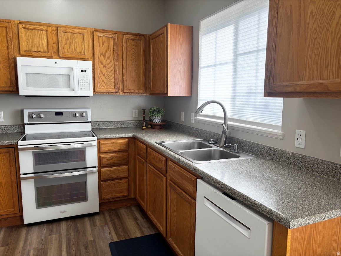 COPPER HILLS CONDOMINIUMS - Residential