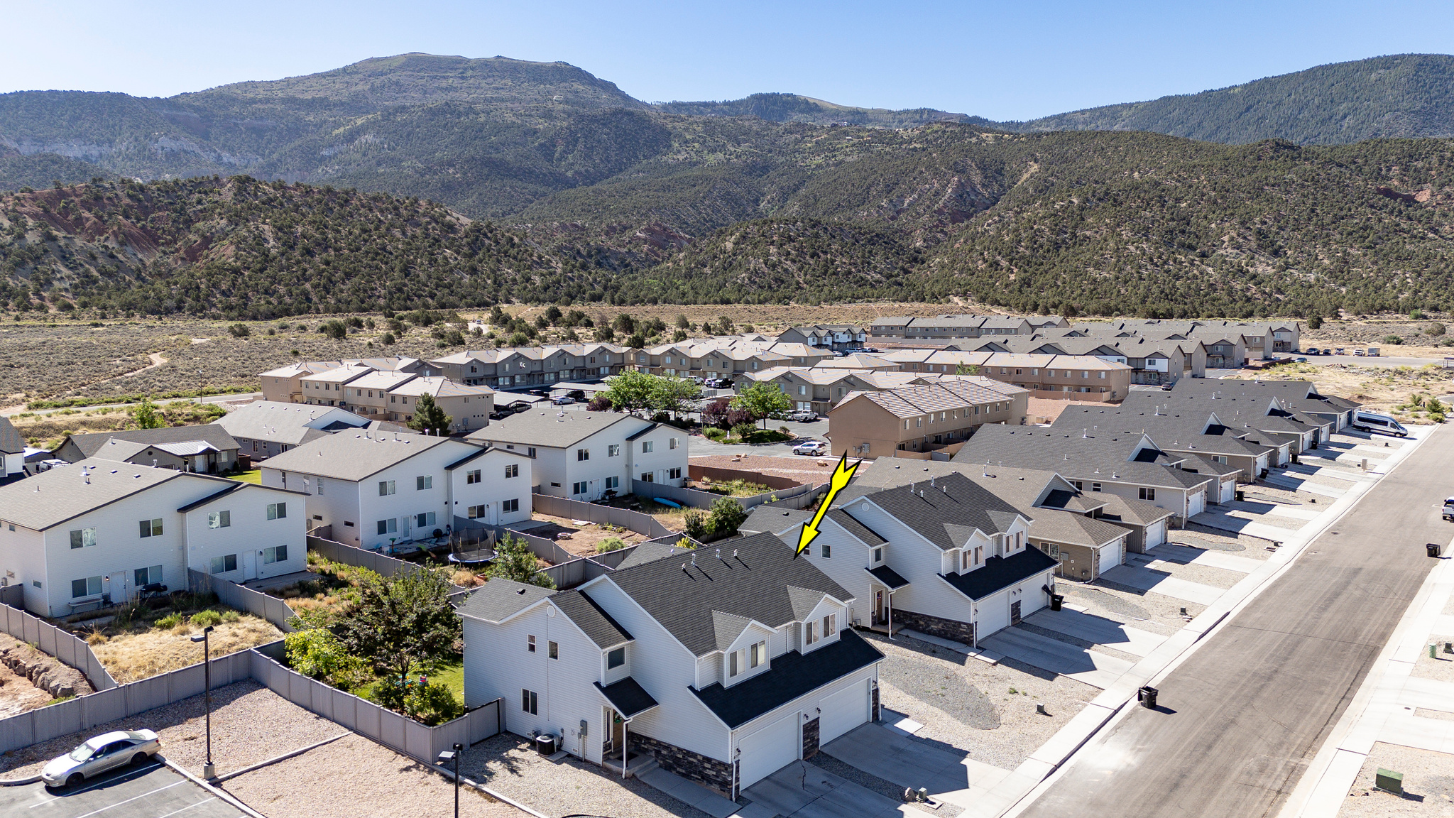 MOUNTAIN VISTA - Residential