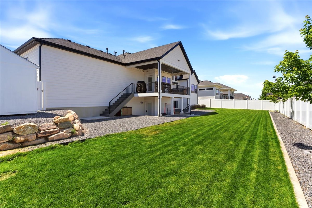 CRAYTHORN HOMESTEAD - Residential