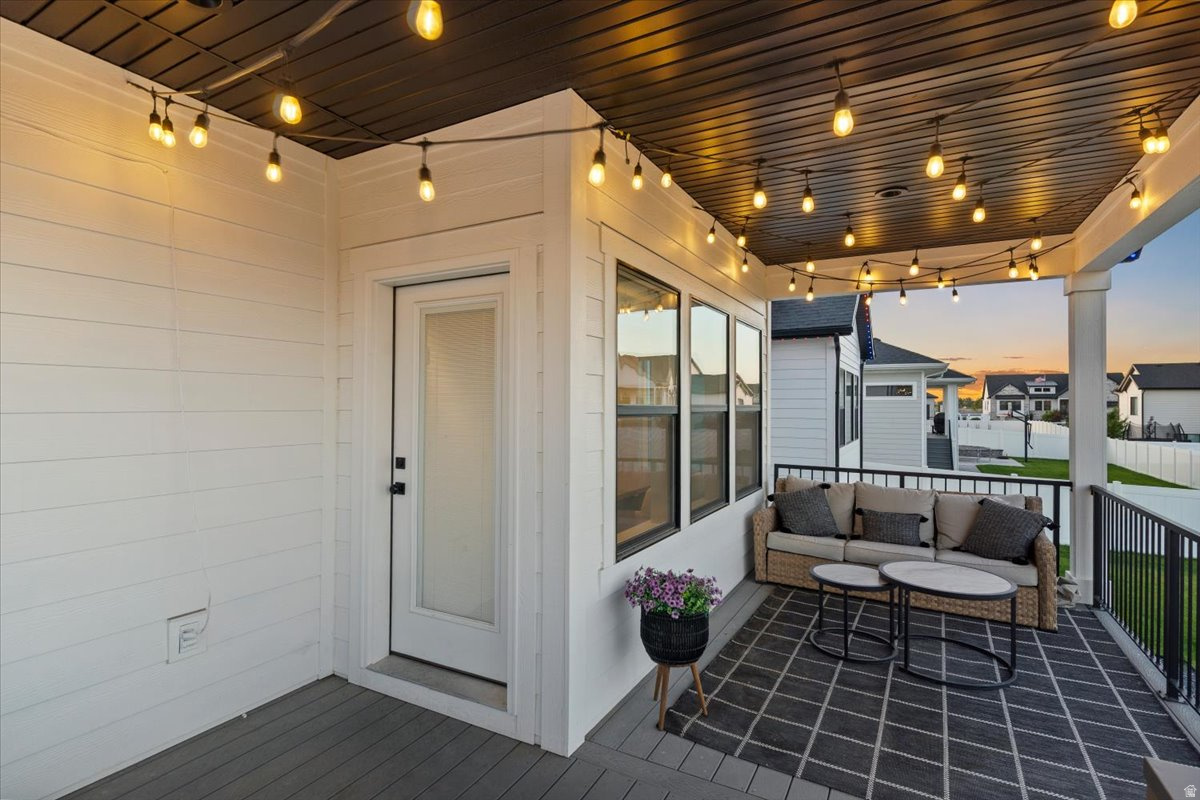 CRAYTHORN HOMESTEAD - Residential