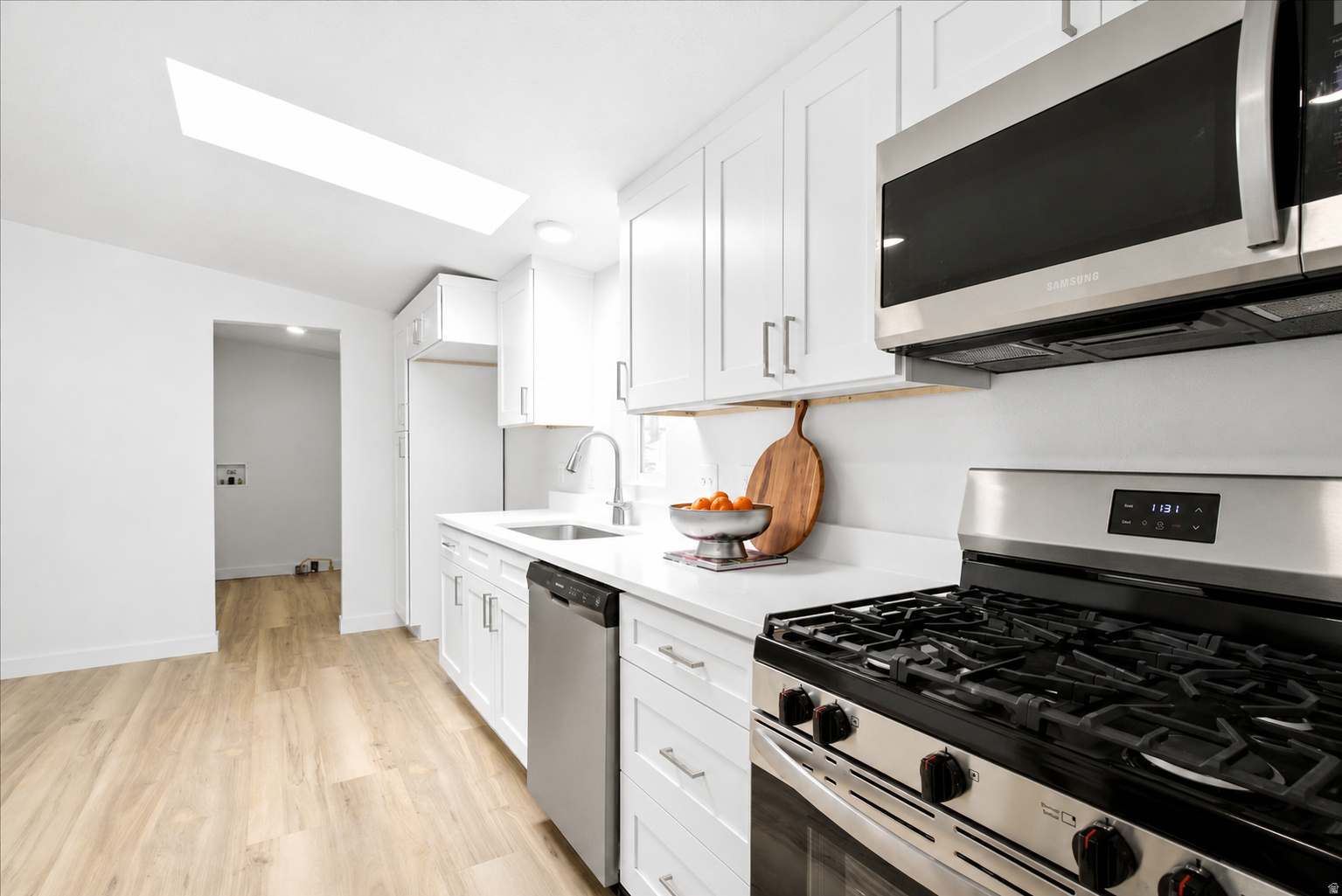 ALL SEASONS - Residential