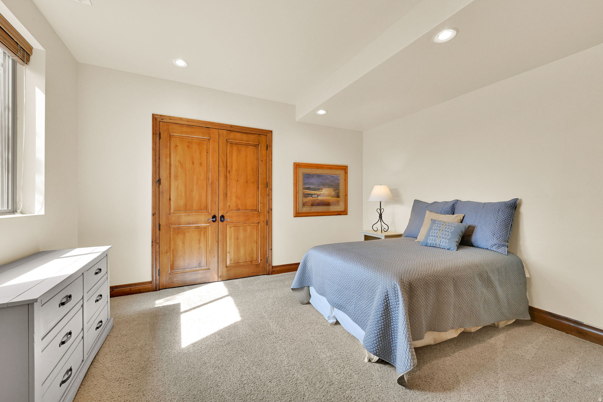 ELKHORN - Residential