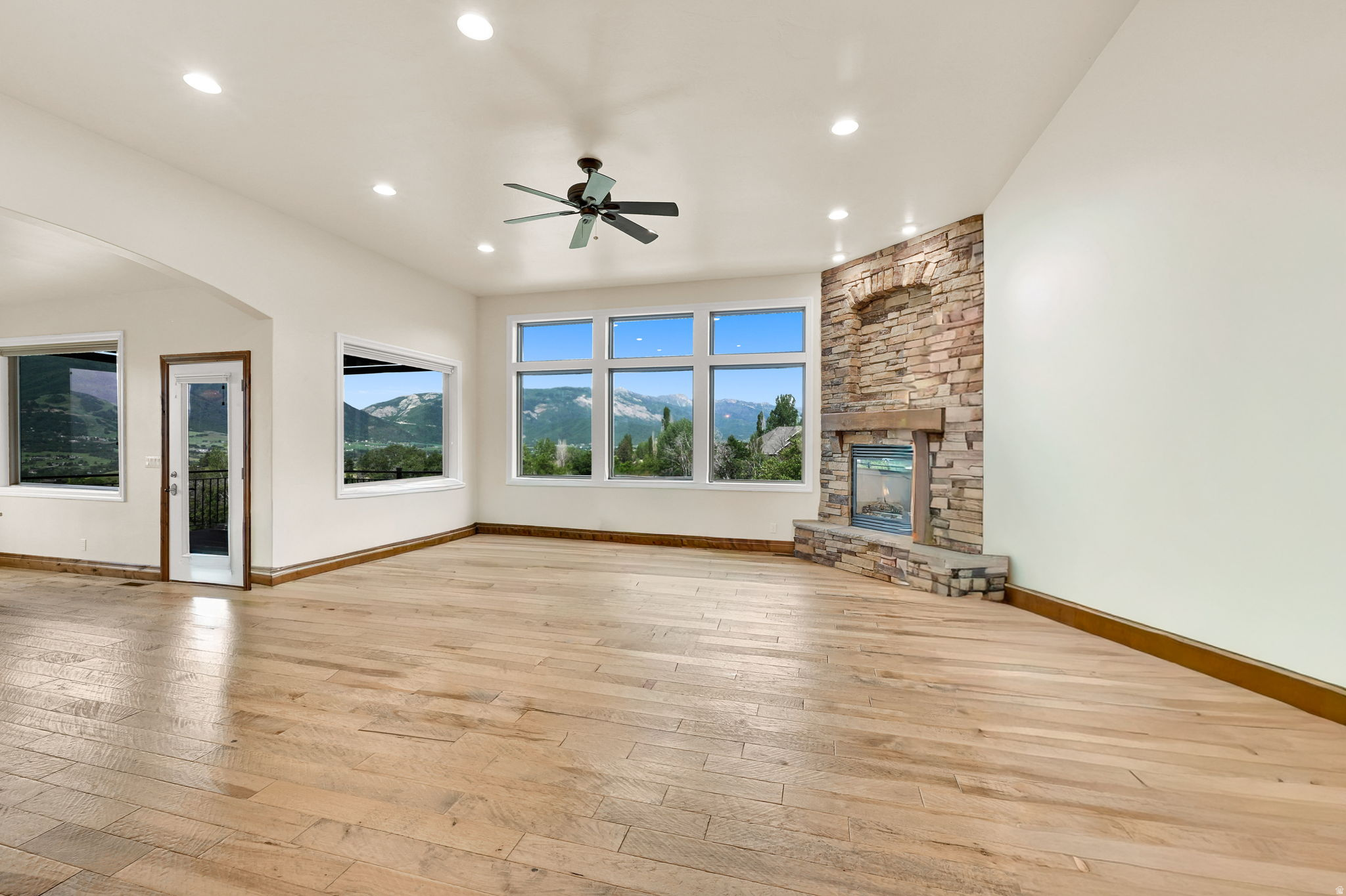 ELKHORN - Residential