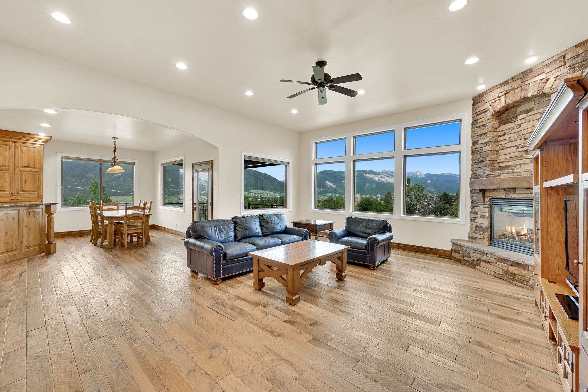 ELKHORN - Residential