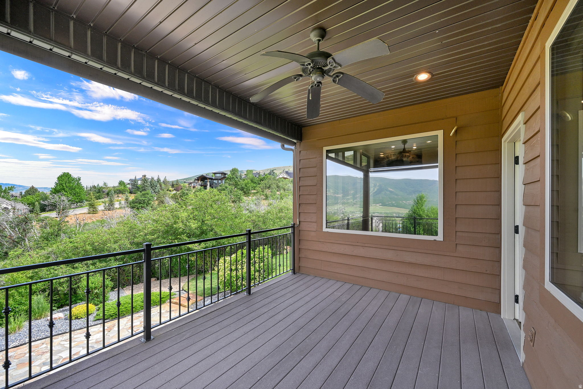 ELKHORN - Residential