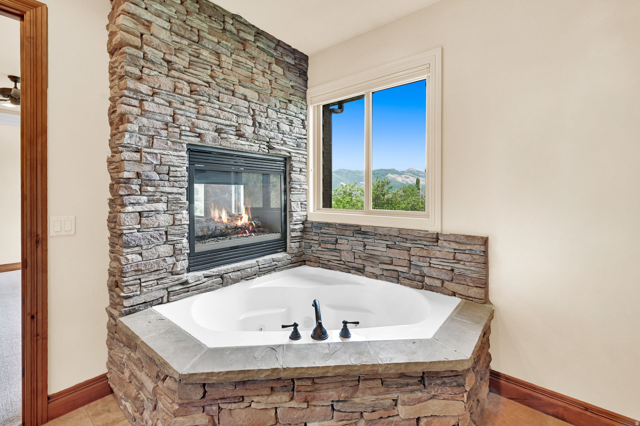 ELKHORN - Residential