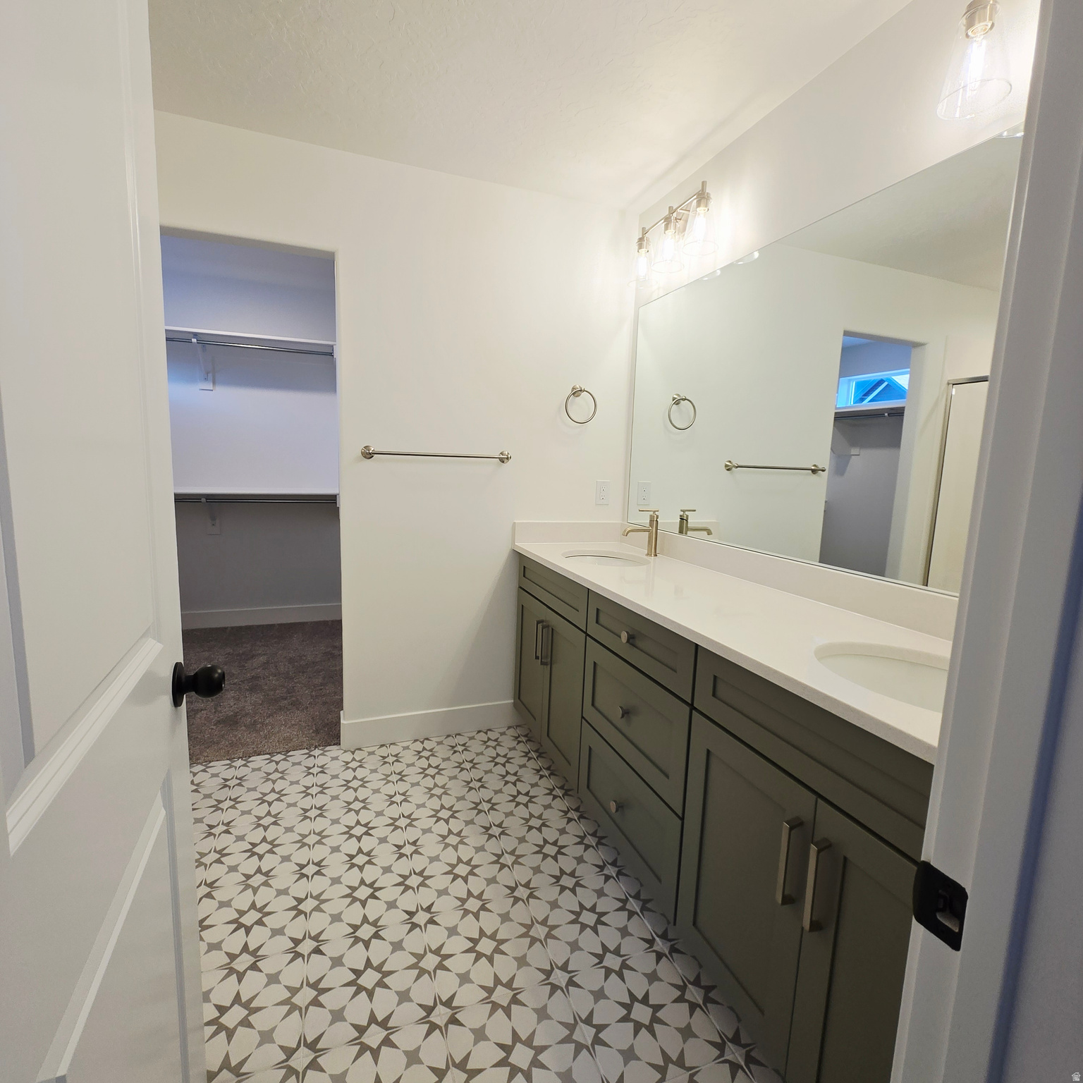 GARDNER POINT - Residential