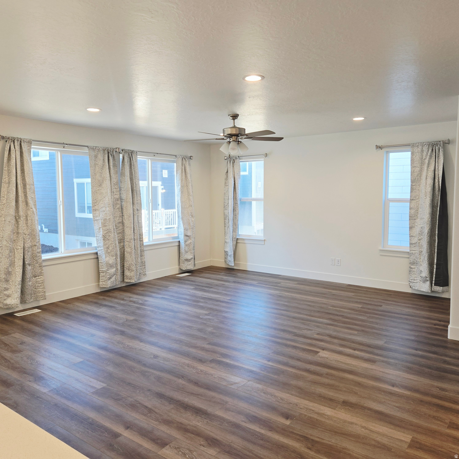 GARDNER POINT - Residential