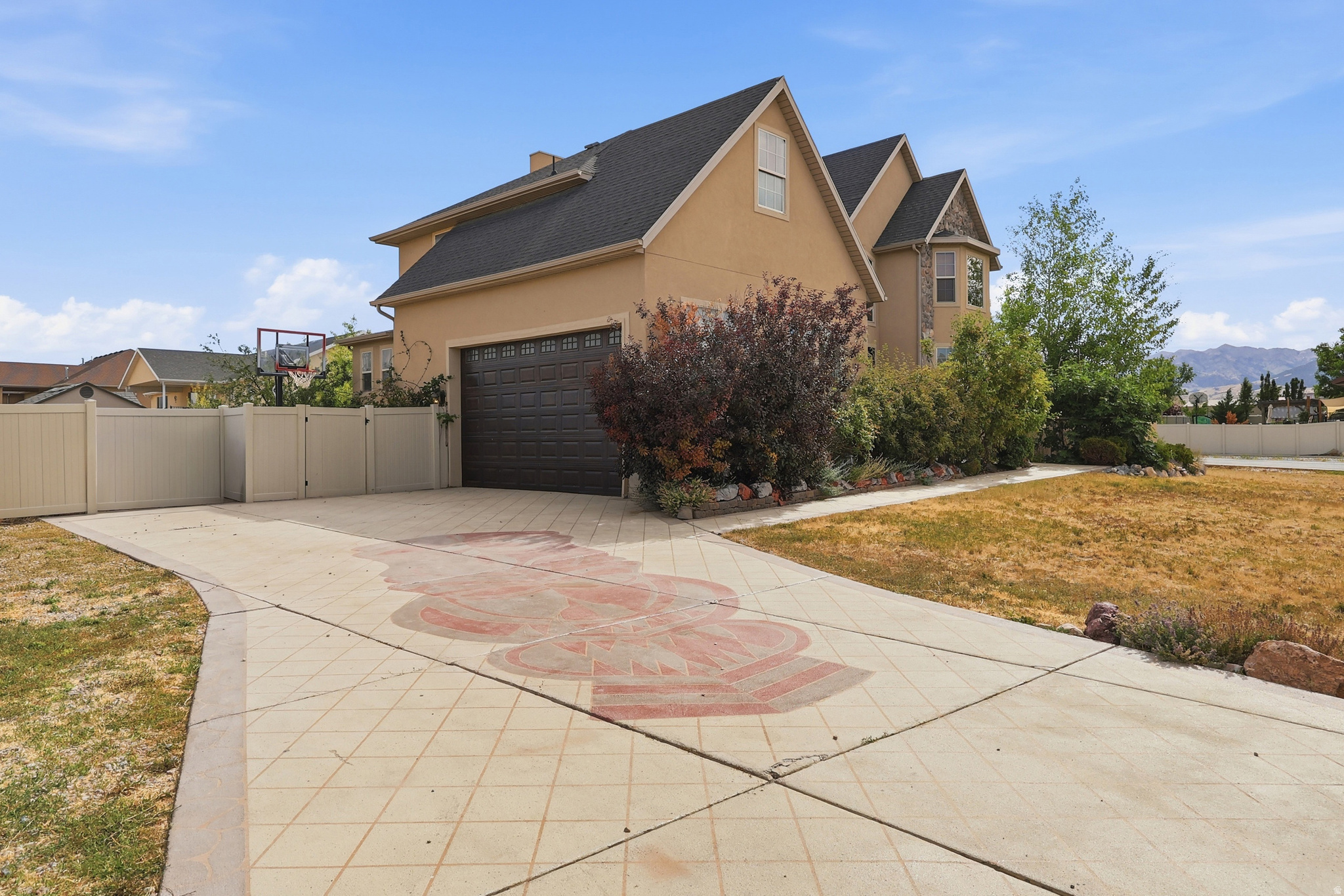 SOUTH WILLOW RANCHES - Residential