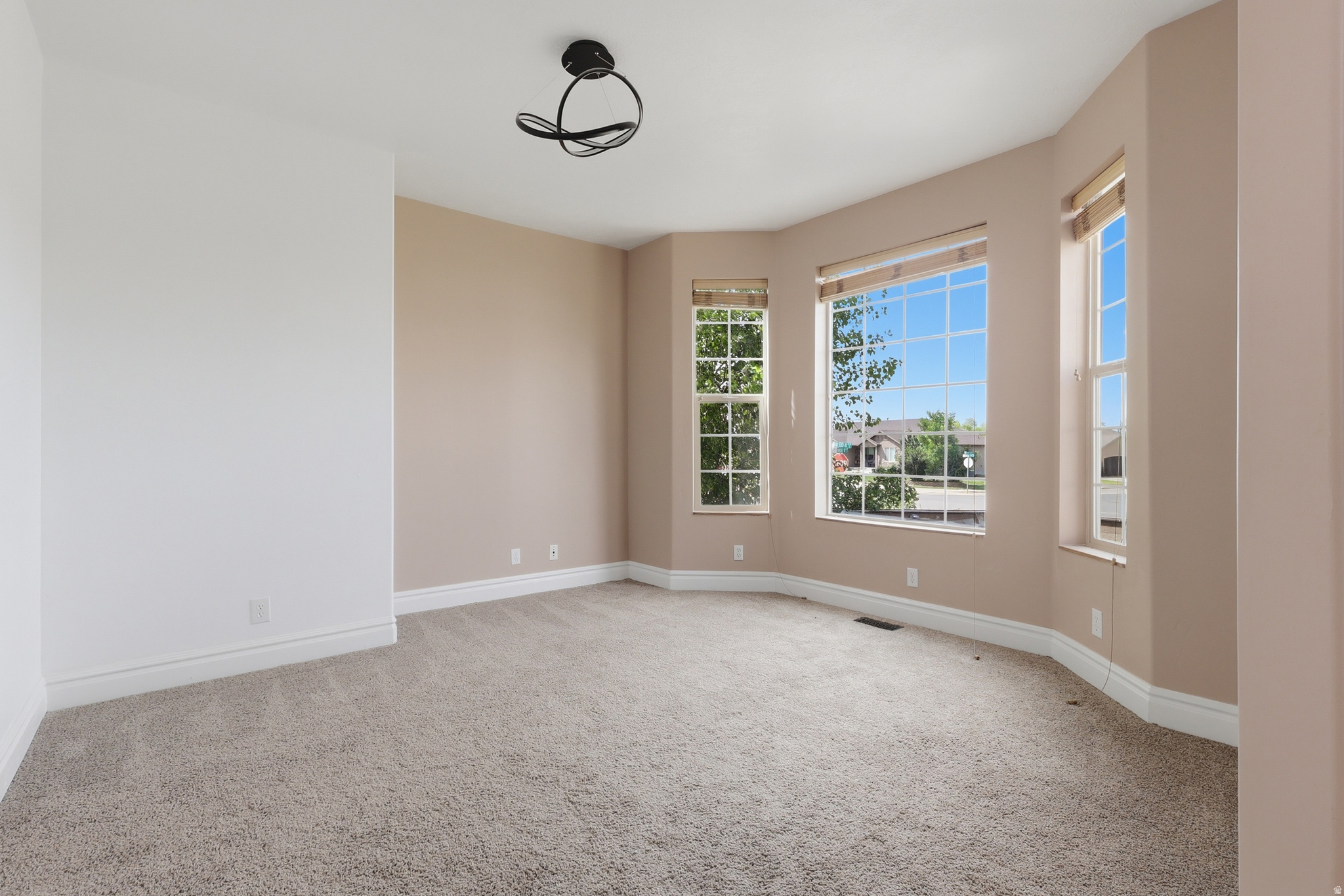 SOUTH WILLOW RANCHES - Residential