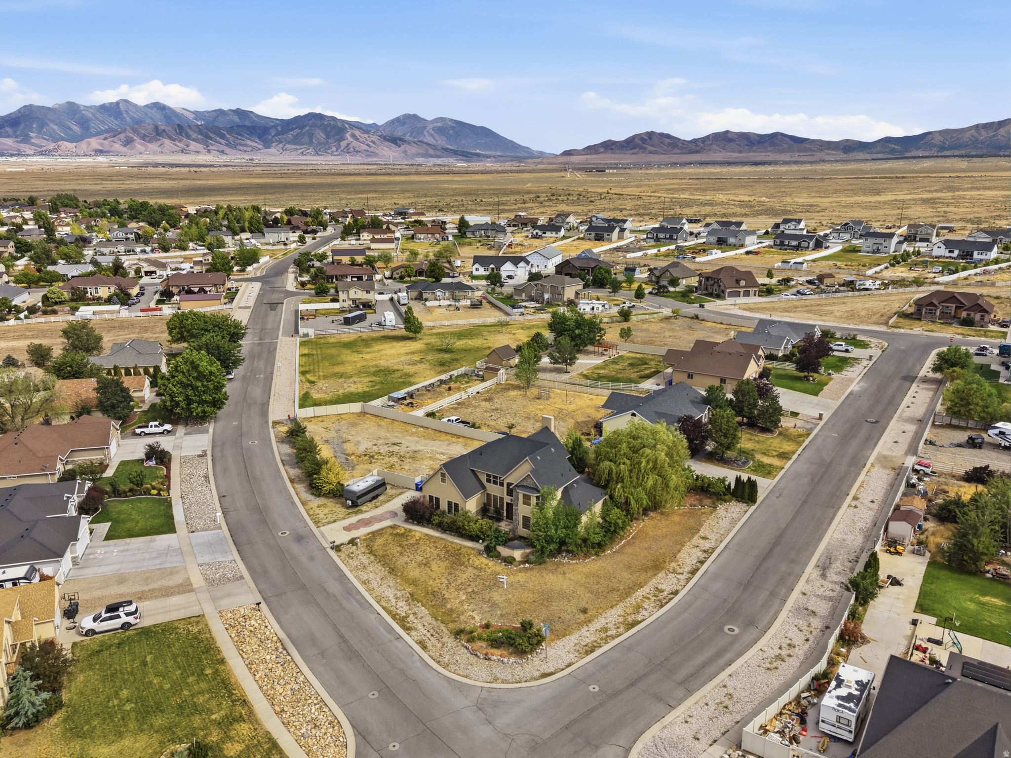 SOUTH WILLOW RANCHES - Residential