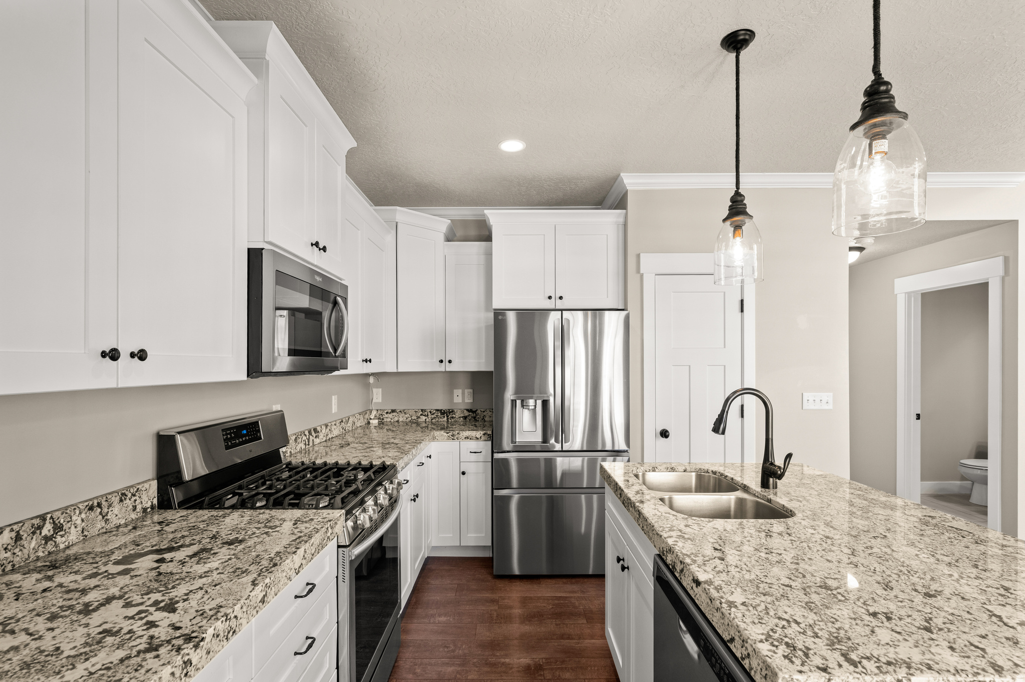 THE VILLAGES AT SANDY - Residential