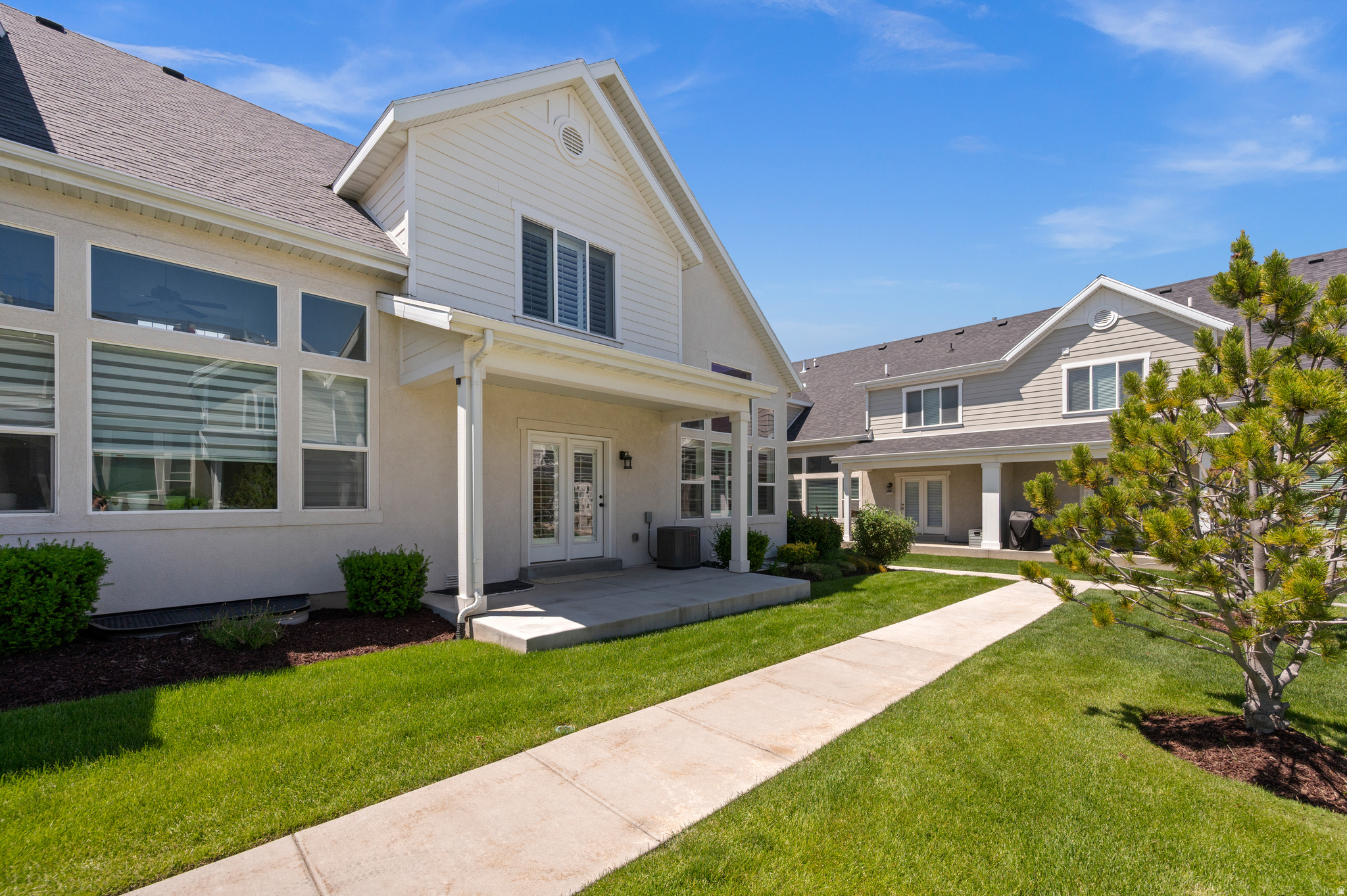 THE VILLAGES AT SANDY - Residential