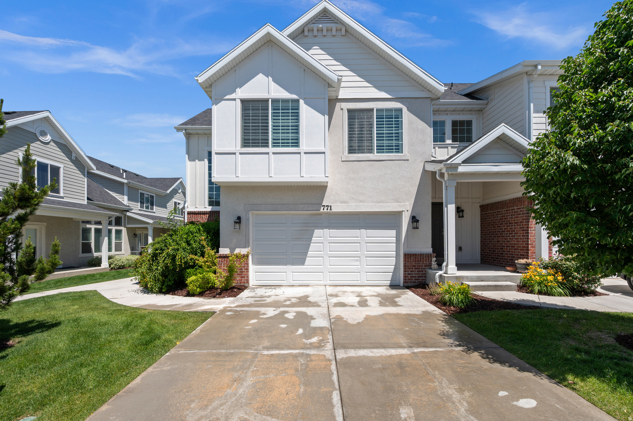THE VILLAGES AT SANDY - Residential