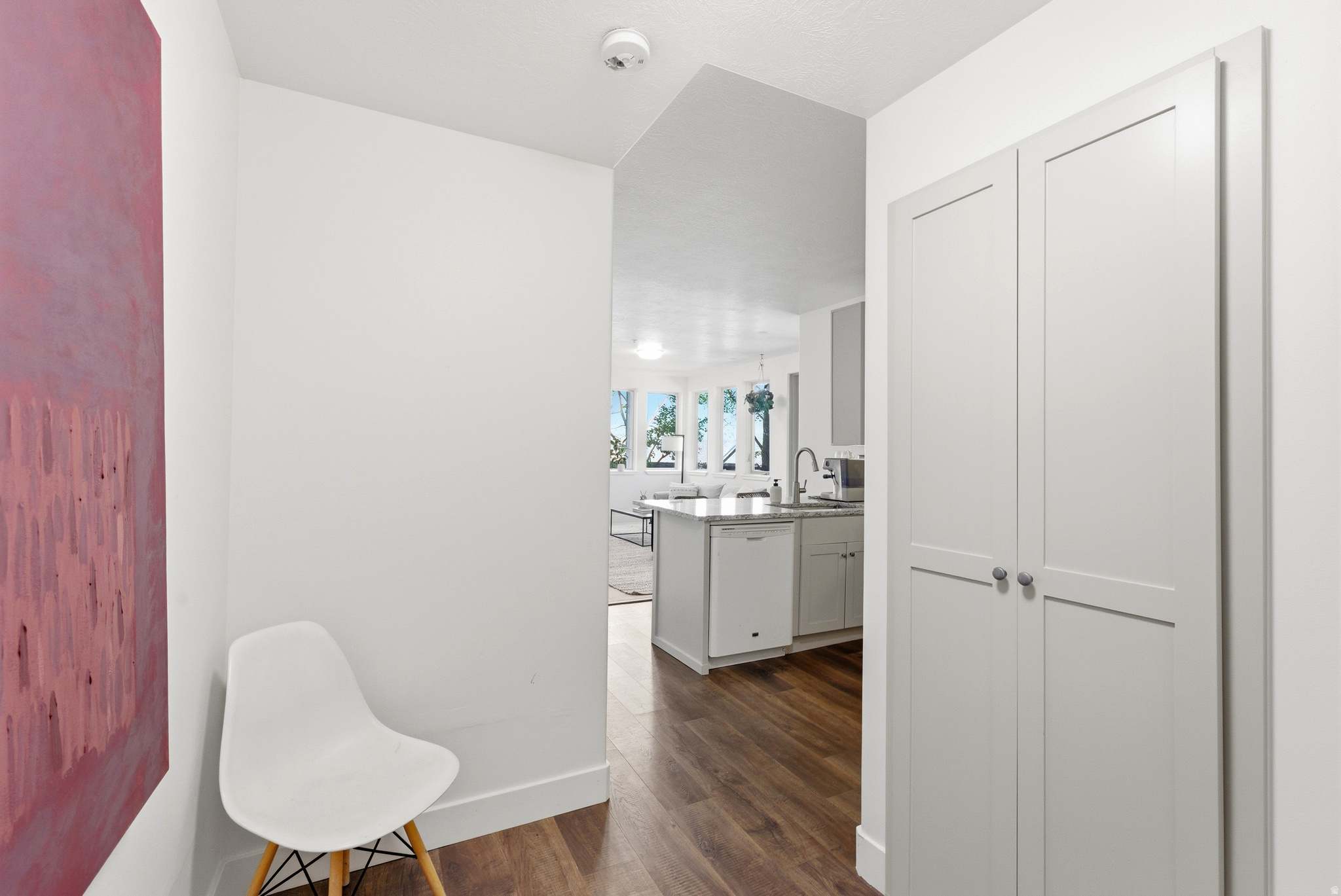 CRESTVIEW CONDOS - Residential
