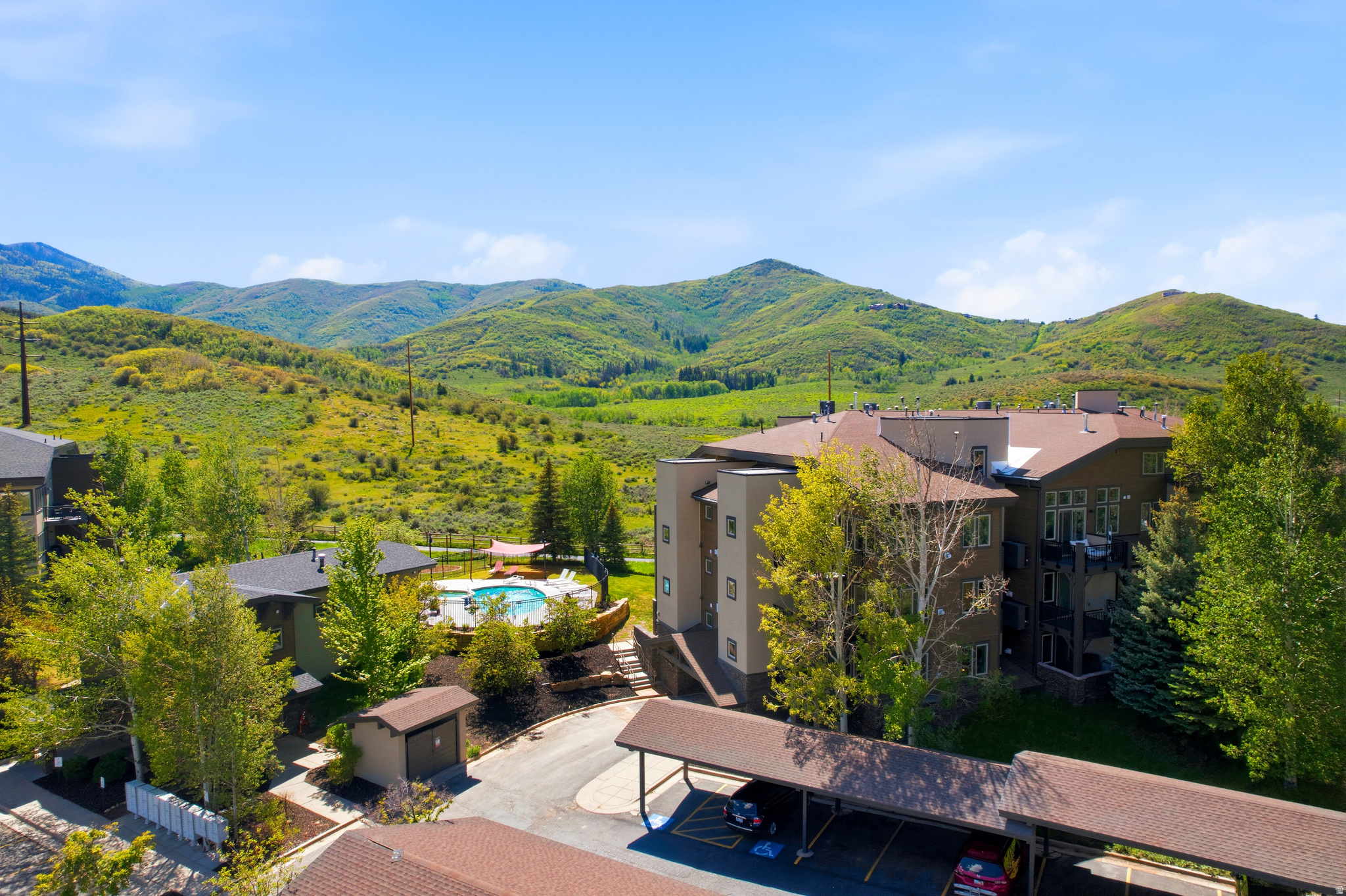 CRESTVIEW CONDOS - Residential