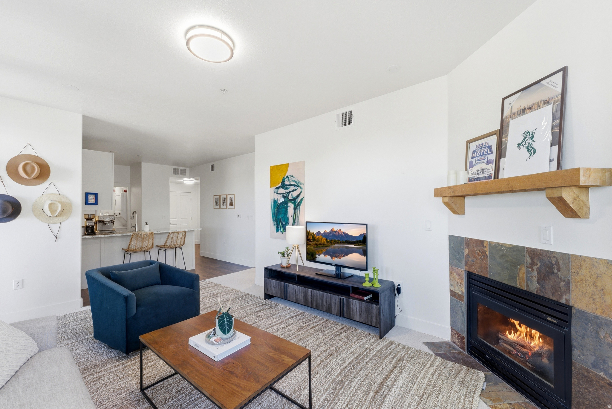 CRESTVIEW CONDOS - Residential