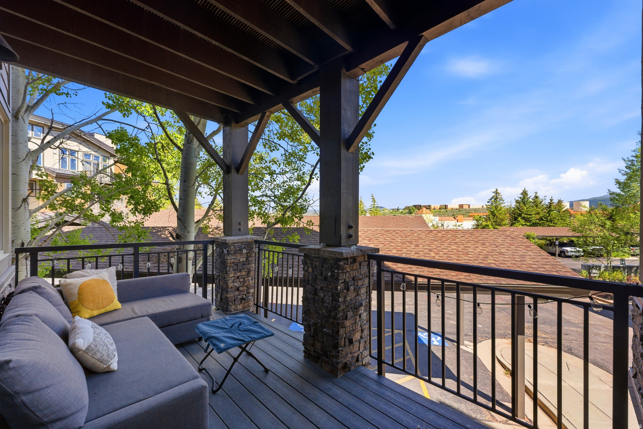 CRESTVIEW CONDOS - Residential
