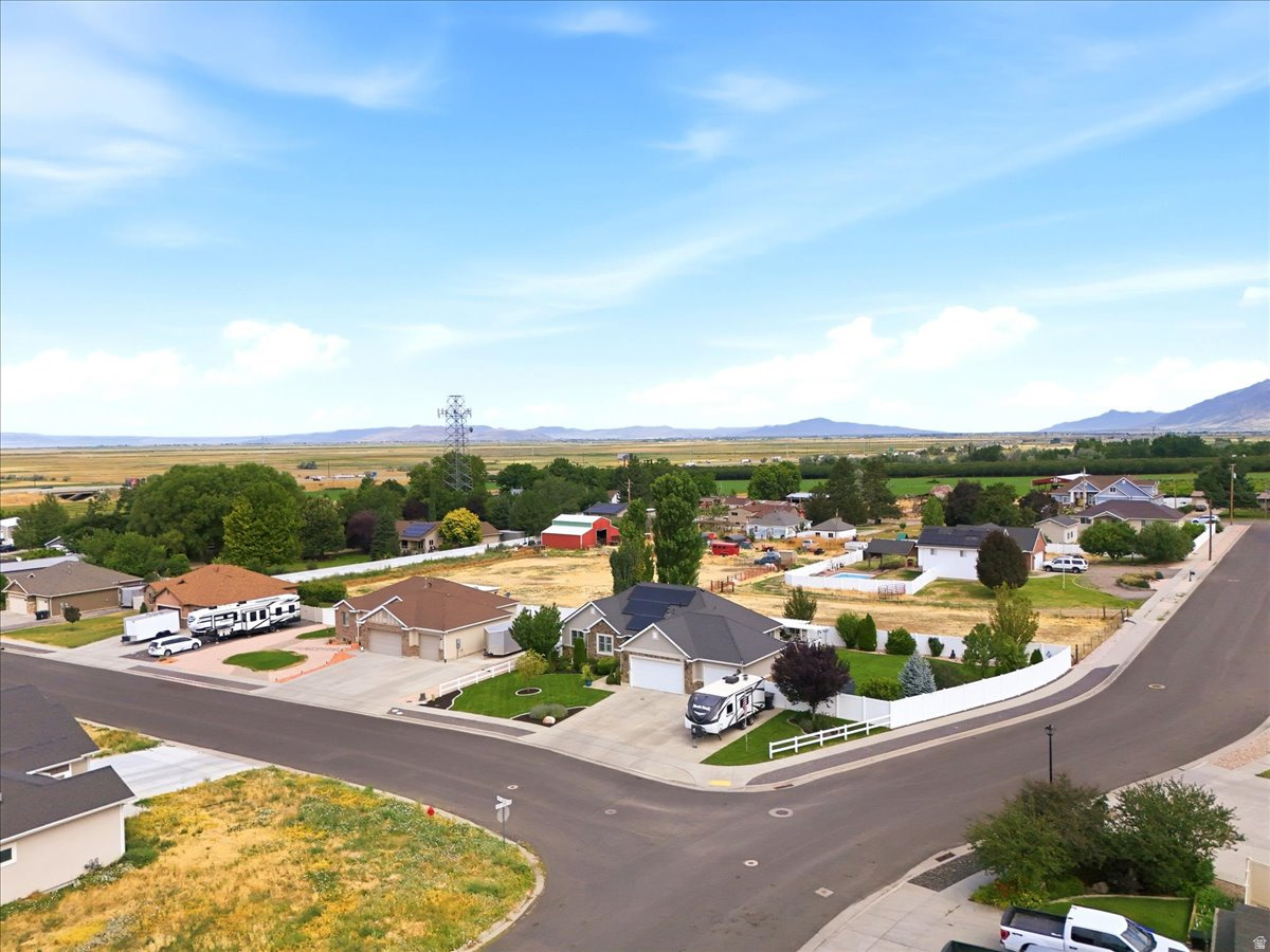 ORCHARD CREEK - Residential
