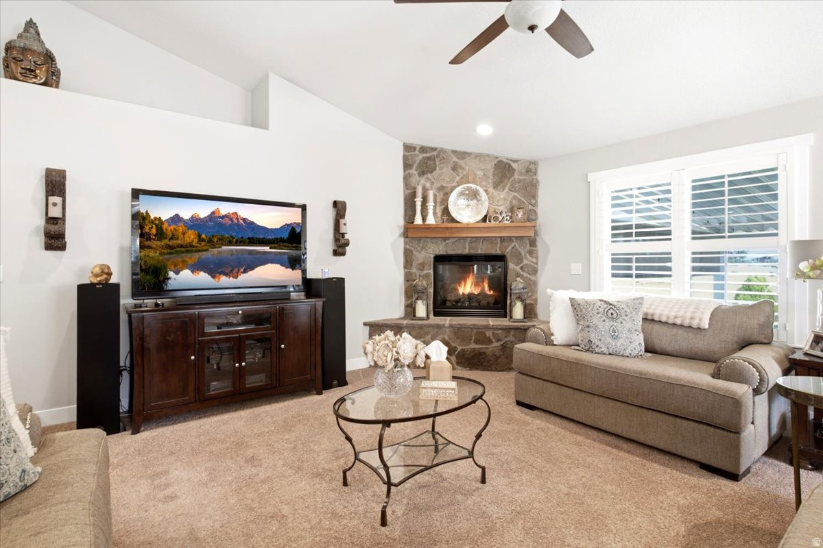 ORCHARD CREEK - Residential
