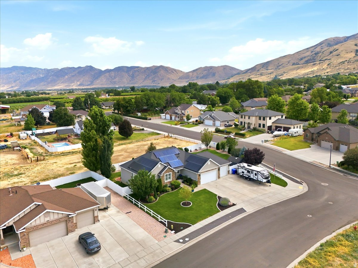 ORCHARD CREEK - Residential